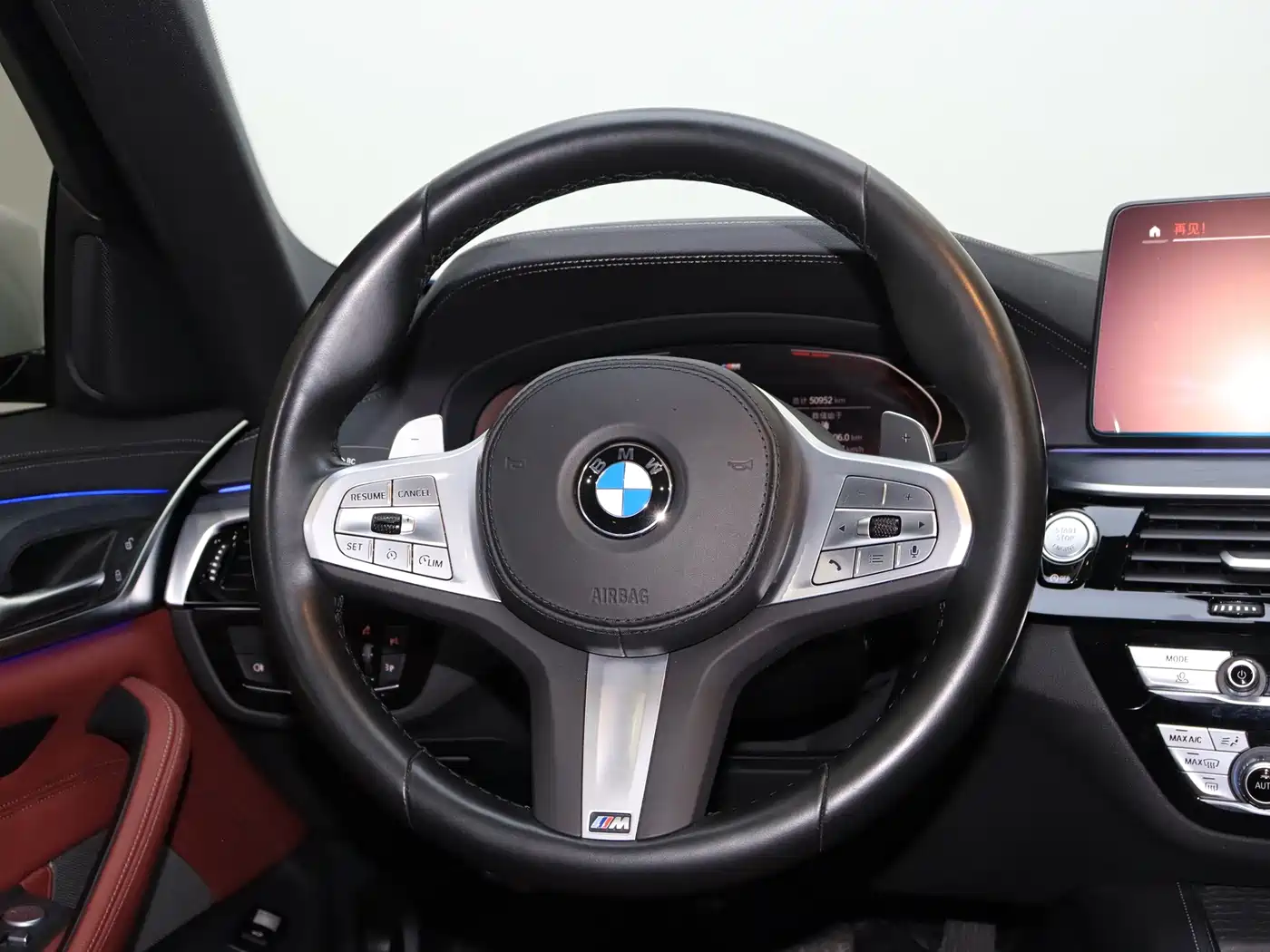 BMW 5 Series 2023 Facelift 530Li Leading M Sport Package фото 11