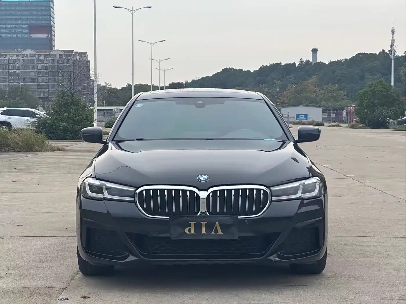 BMW 5 Series 2021 525Li M Sport Package фото 2