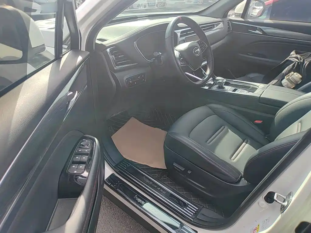 Фото 16 - GAC Trumpchi Trumpchi GS4 PLUS