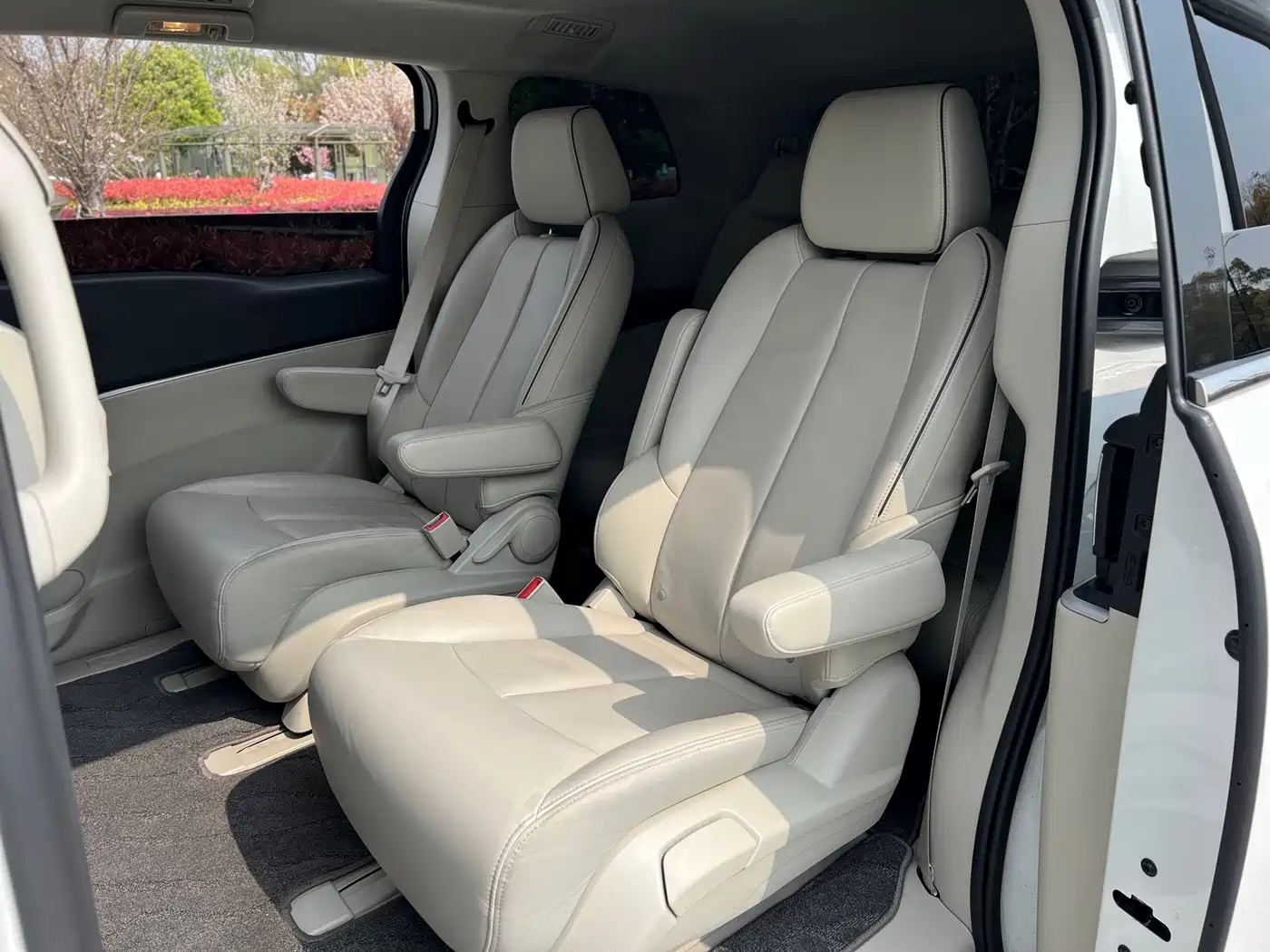 Buick GL8 2020 Model Land Business Class 652T Luxury фото 15