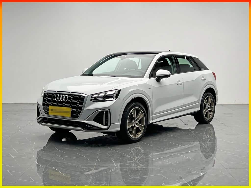 Audi Q2L