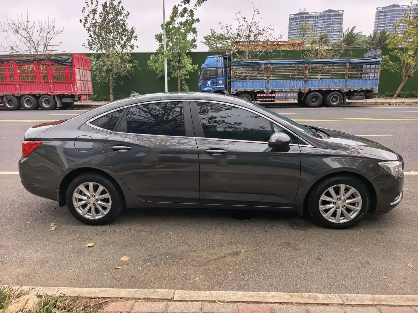 Buick Verano 2015 Sedan 20T Dual-clutch Leading фото 4