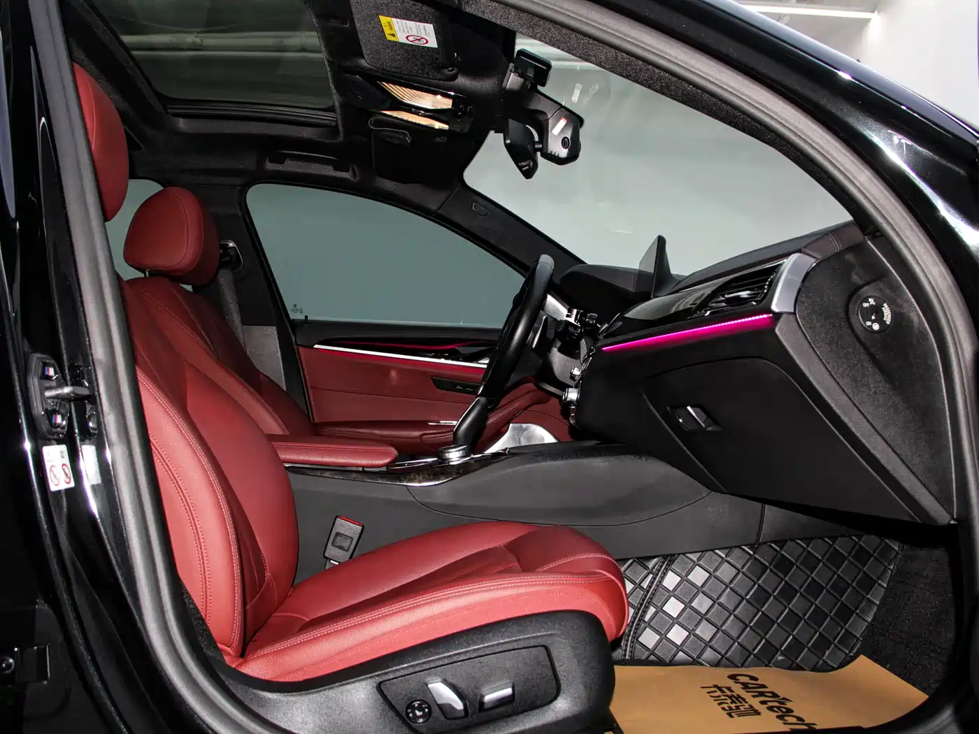 BMW 5 Series 2019 530Li Leading M Sport Package фото 7