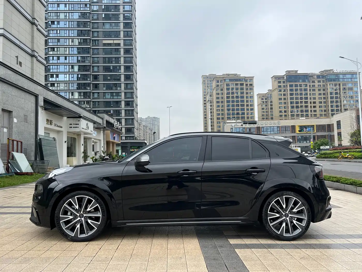 Lynk & Co 02 Hatchback 2021 2.0TD Halo фото 5