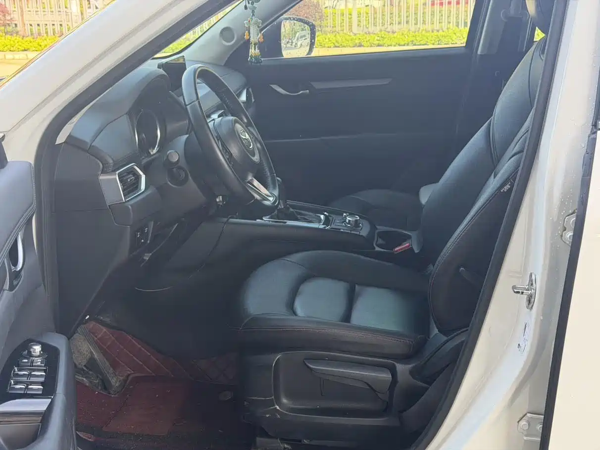 Фото 4 - Mazda CX-5