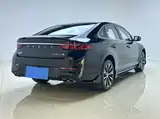 Фото 7 - Geely Preface