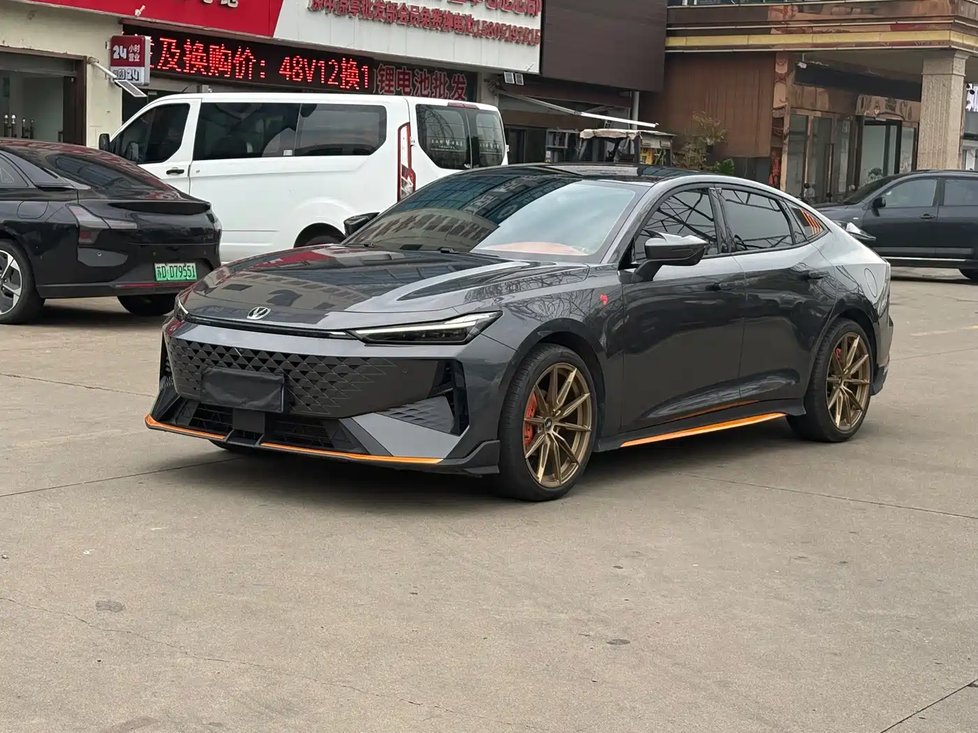Changan UNI-V 2025 2024 1.5T Deluxe Sport