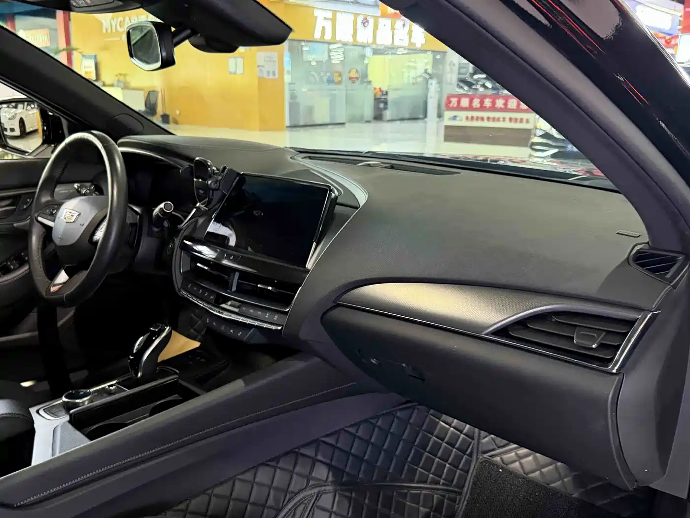 Cadillac CT5 2023 28T Prestige Style фото 17