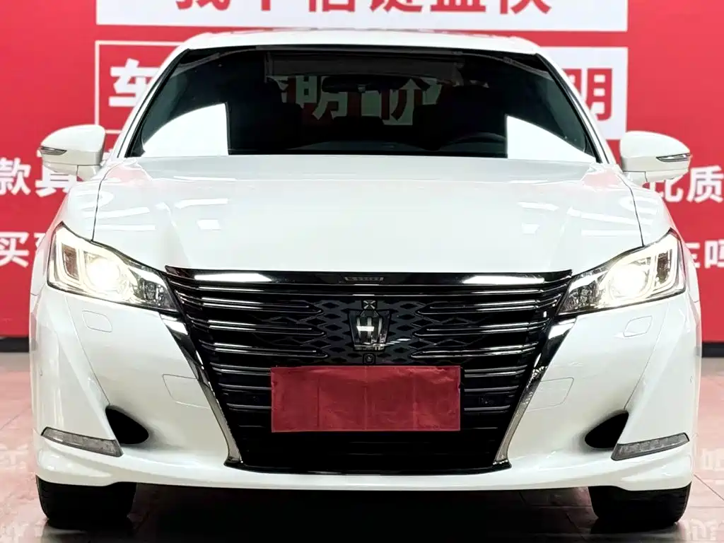 Toyota Crown 2019 2018 2.0T Sport Edition