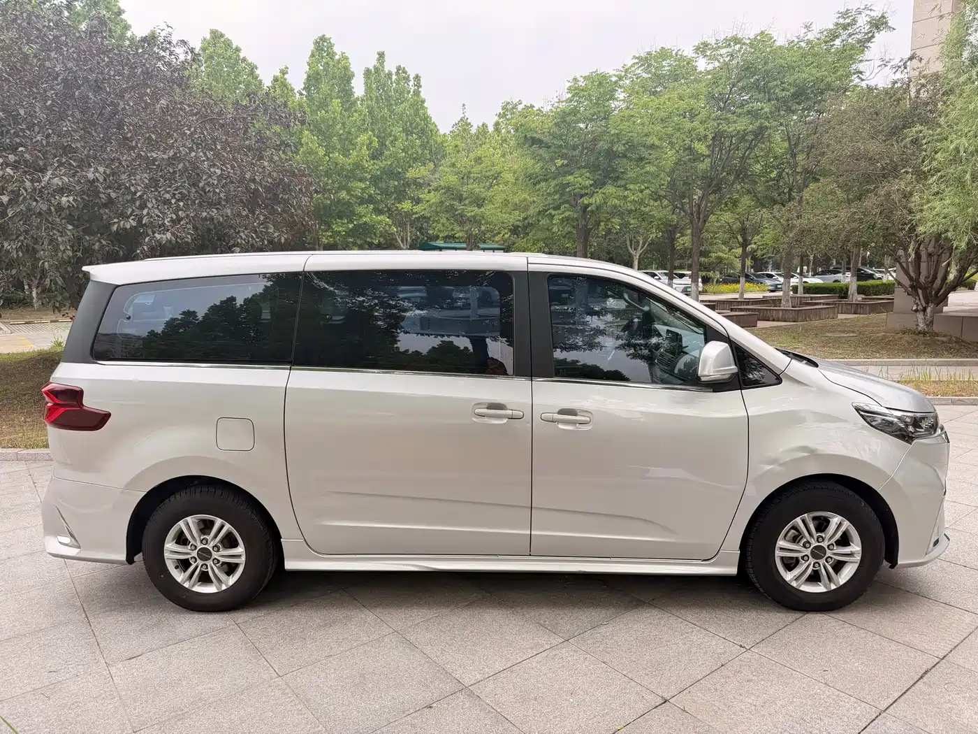 SAIC Maxus Maxus G20 2023 Facelift ES 2.0T Gasoline Automatic Value Edition фото 10