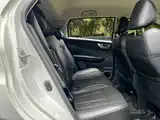 Фото 11 - Geely Vision X3