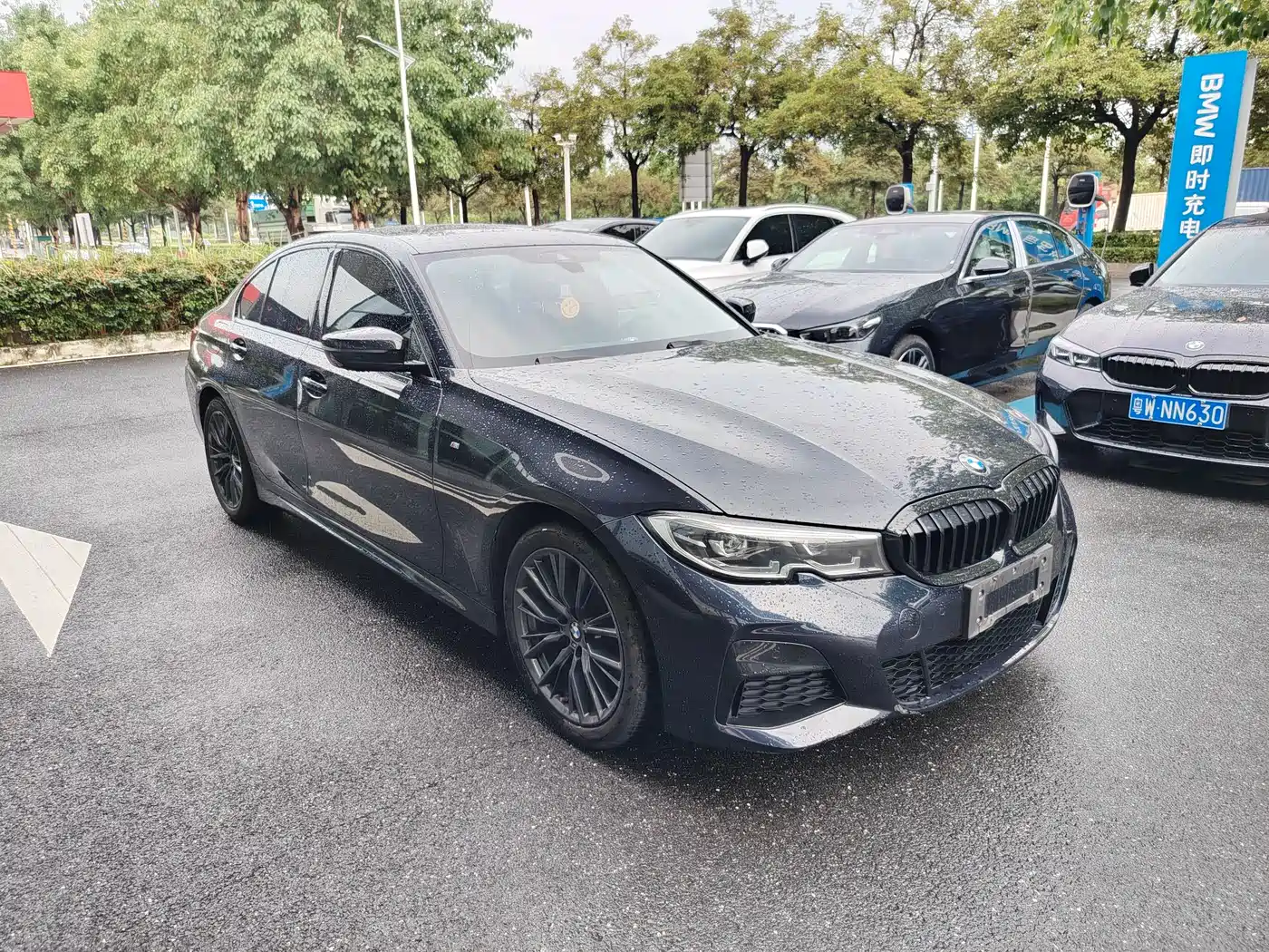 BMW 3 Series 2021 325i M Sport Night Edition фото 3