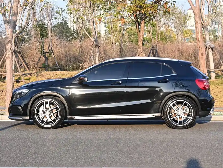 Mercedes-Benz GLA AMG 2015 AMG GLA 45 4MATIC фото 7