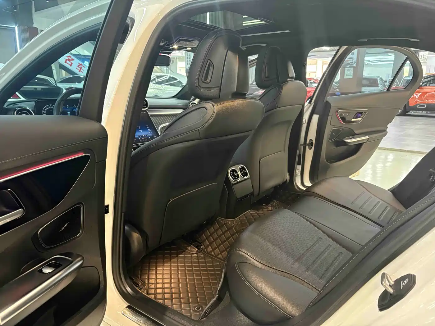 MERCEDES-BENZ C CLASS