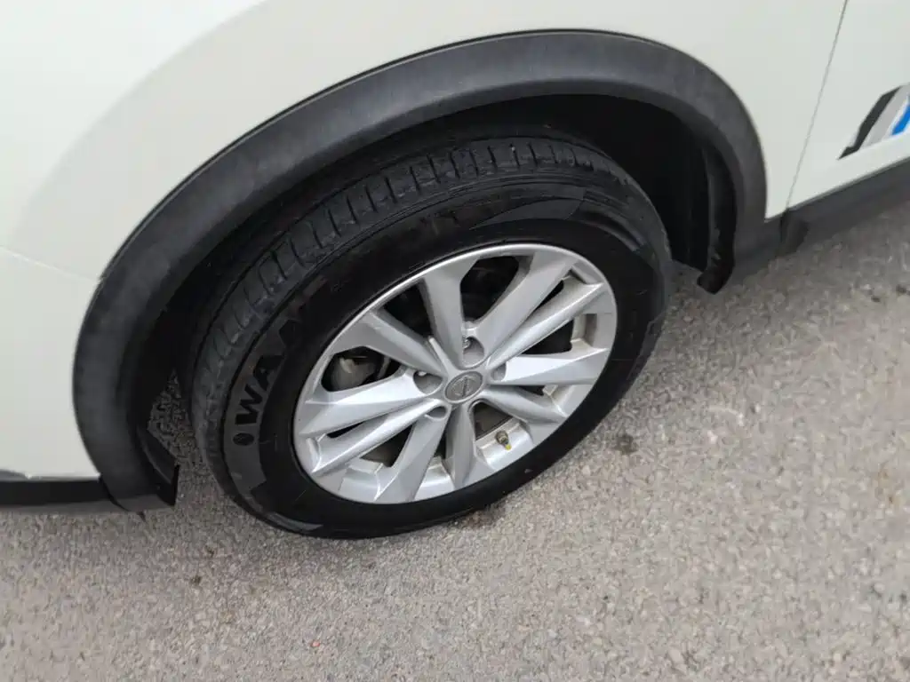 Фото 23 - Nissan Qashqai
