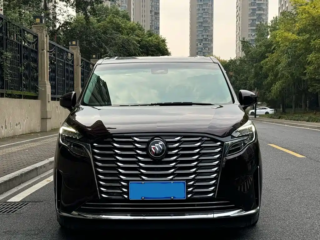 Фото 5 - Buick GL8