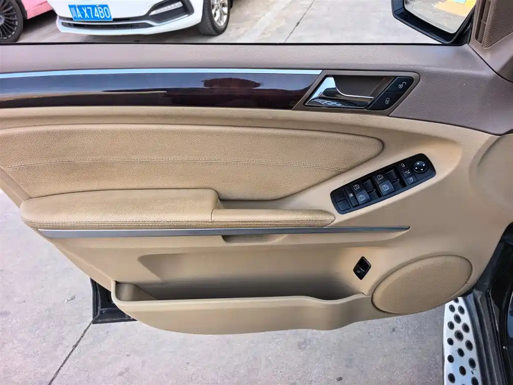 Mercedes-Benz M-Class 2008 ML 350 4MATIC Luxury Edition фото 10