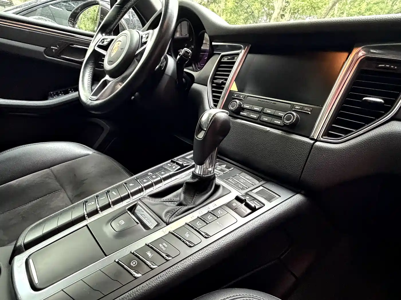 Porsche Macan 2017 Macan 2.0T фото 13