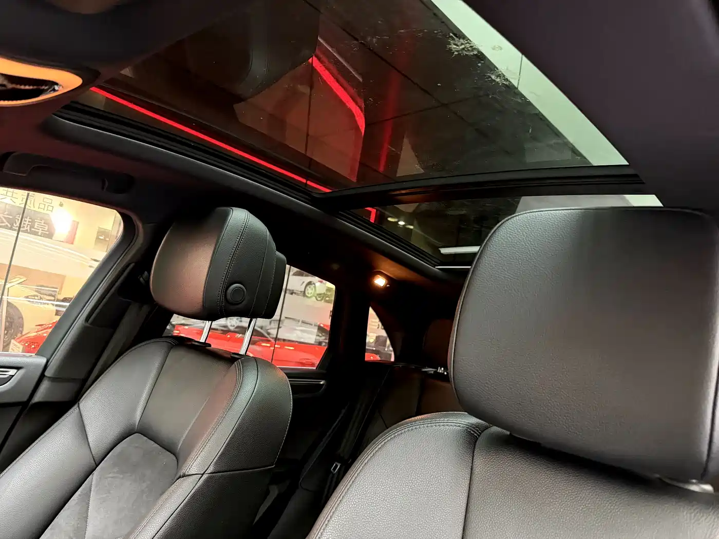 Porsche Macan 2017 Macan 2.0T фото 9