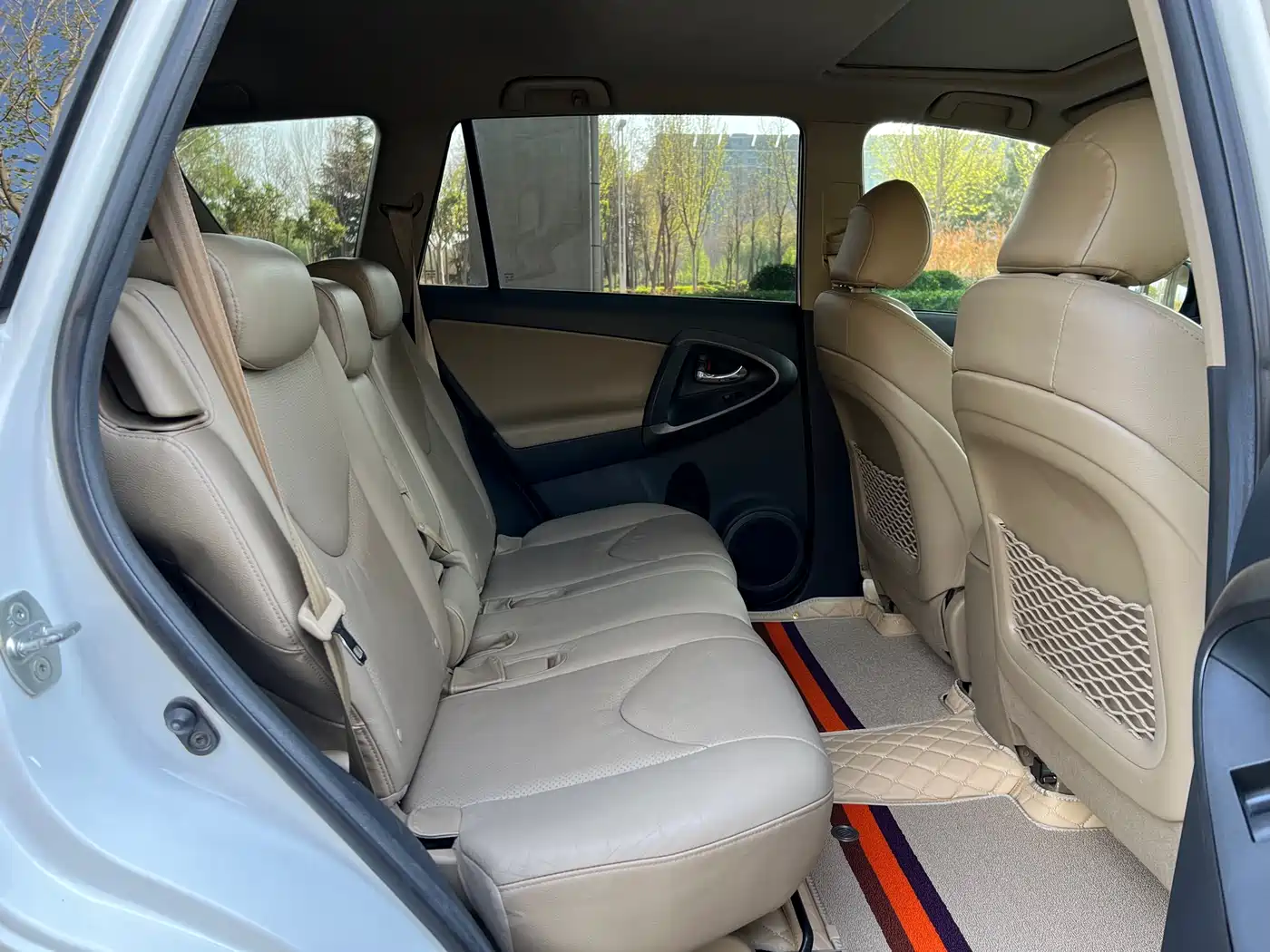 Toyota RAV4 Rongfang 2012 Styling Edition 2.4L Automatic 4WD Luxury фото 10