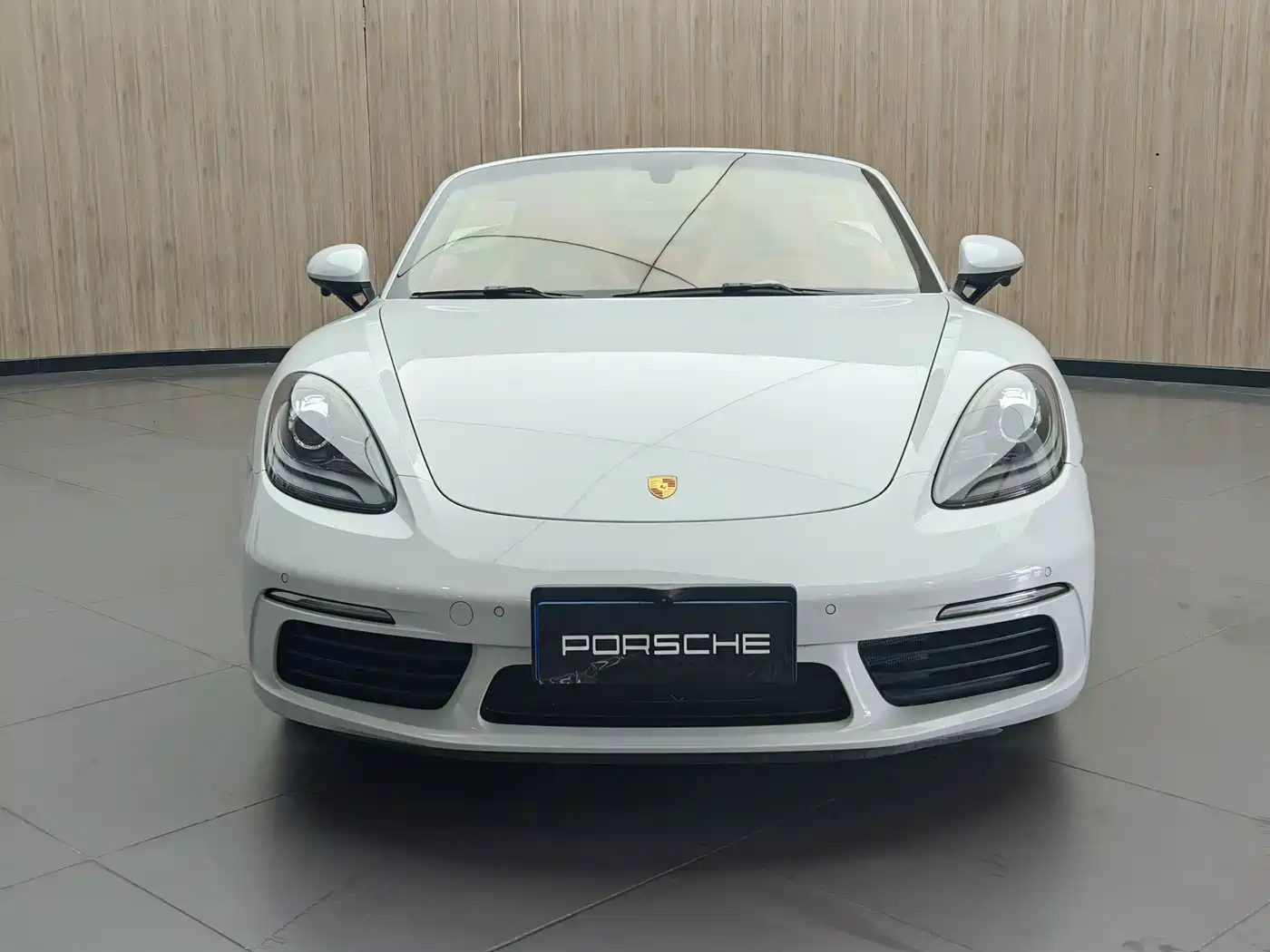 Porsche 718 2018 Boxster 2.0T фото 2