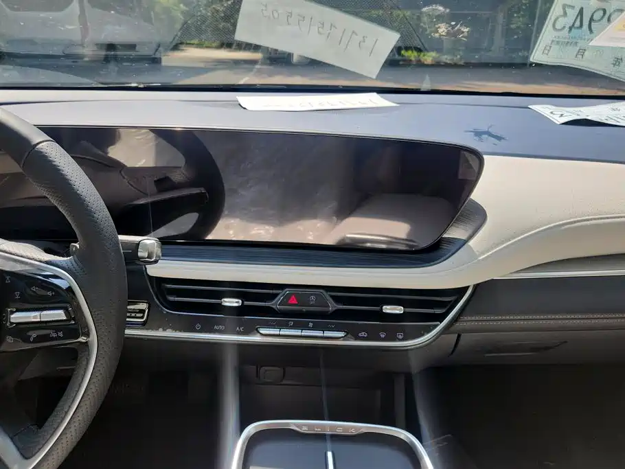 Buick LaCrosse 2026 2025 Platinum Avenir Edition