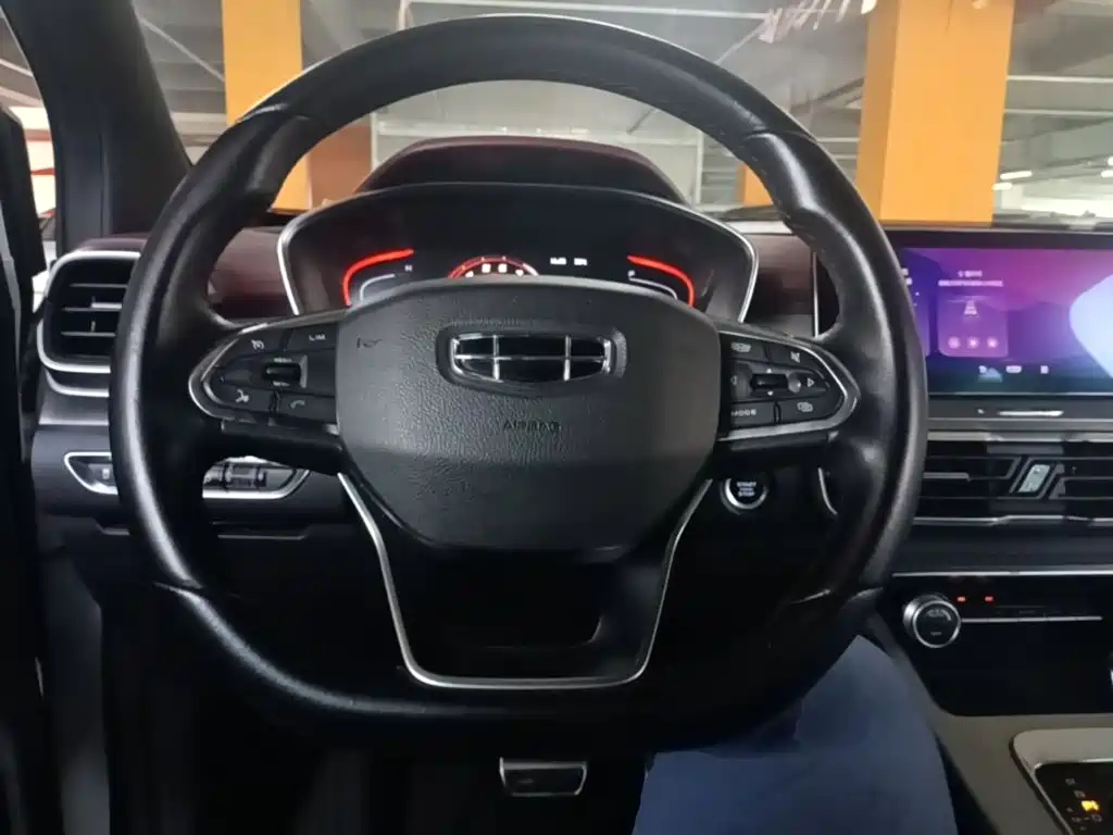Photo 11 - Geely Coolray