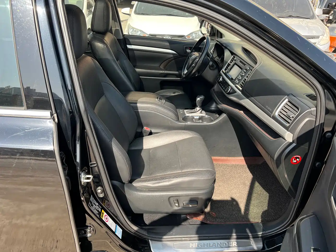 Toyota Highlander 2015 2.0T AWD Luxury Edition 7-seater фото 23