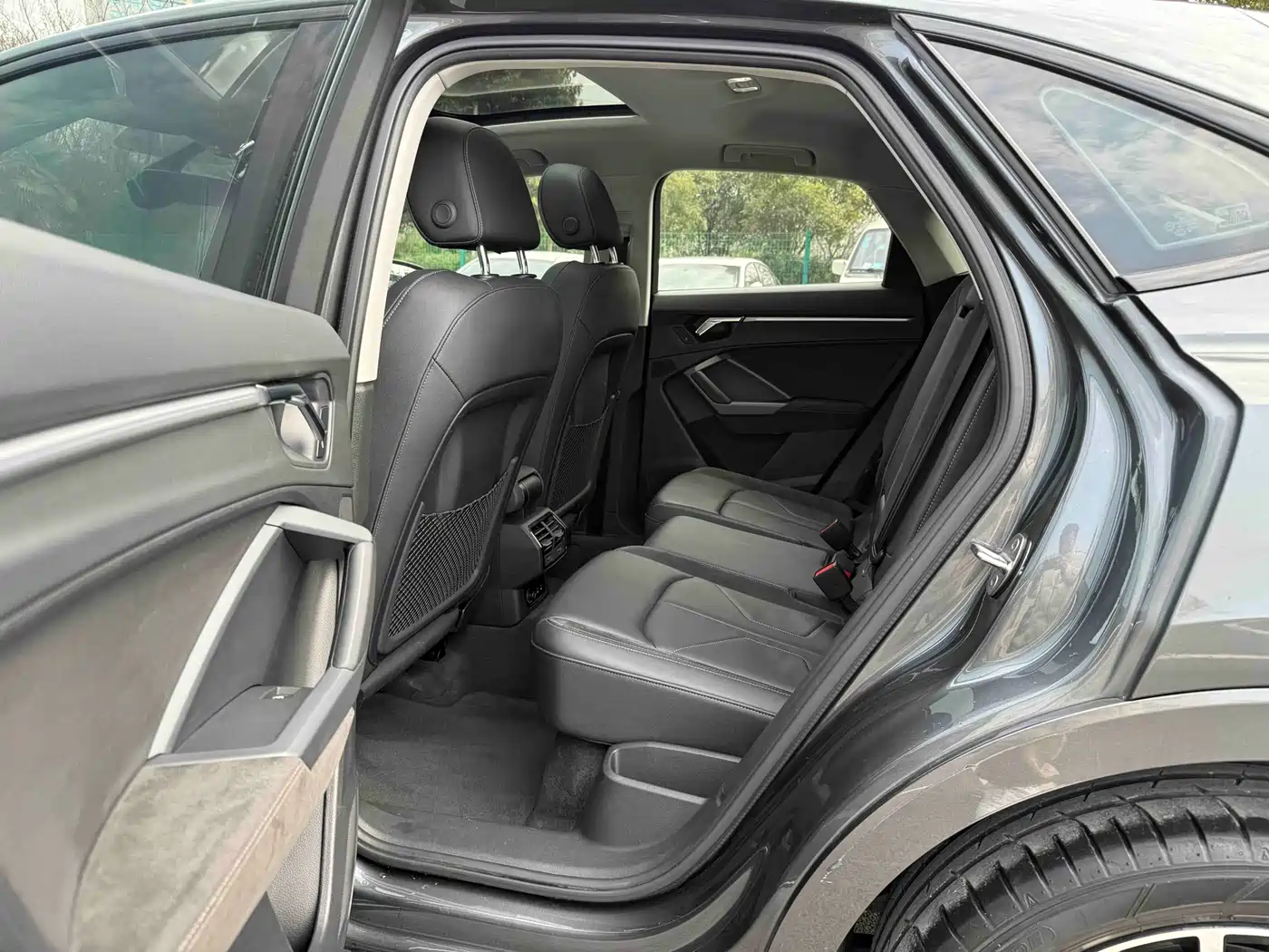 Audi Q3 Sportback 2022 40 TFSI Fashion фото 9