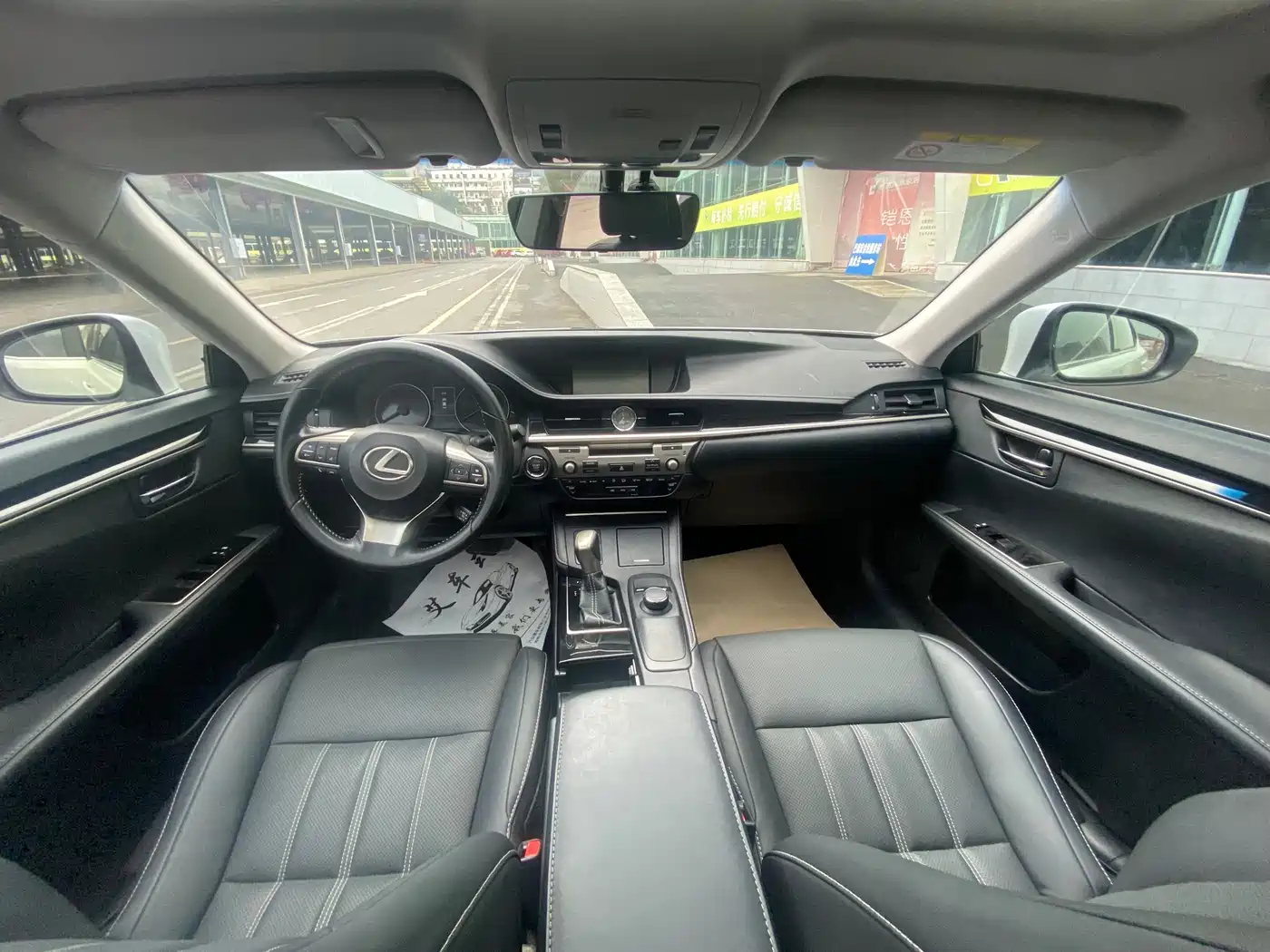 Lexus ES 2015 200 Elite Edition фото 13