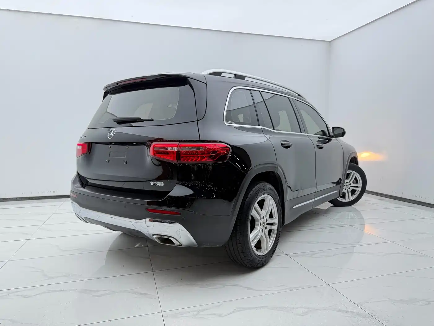 Photo 4 - Mercedes-Benz GLB