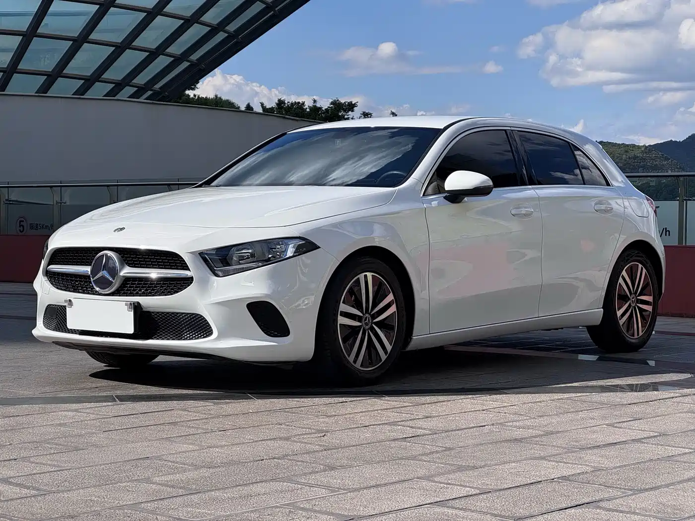 Mercedes-Benz A-Class (Import) 2020 A 180