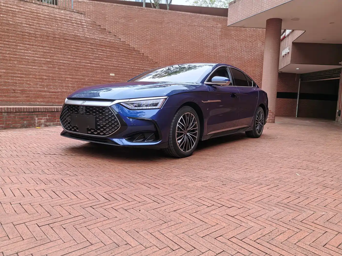 BYD HAN