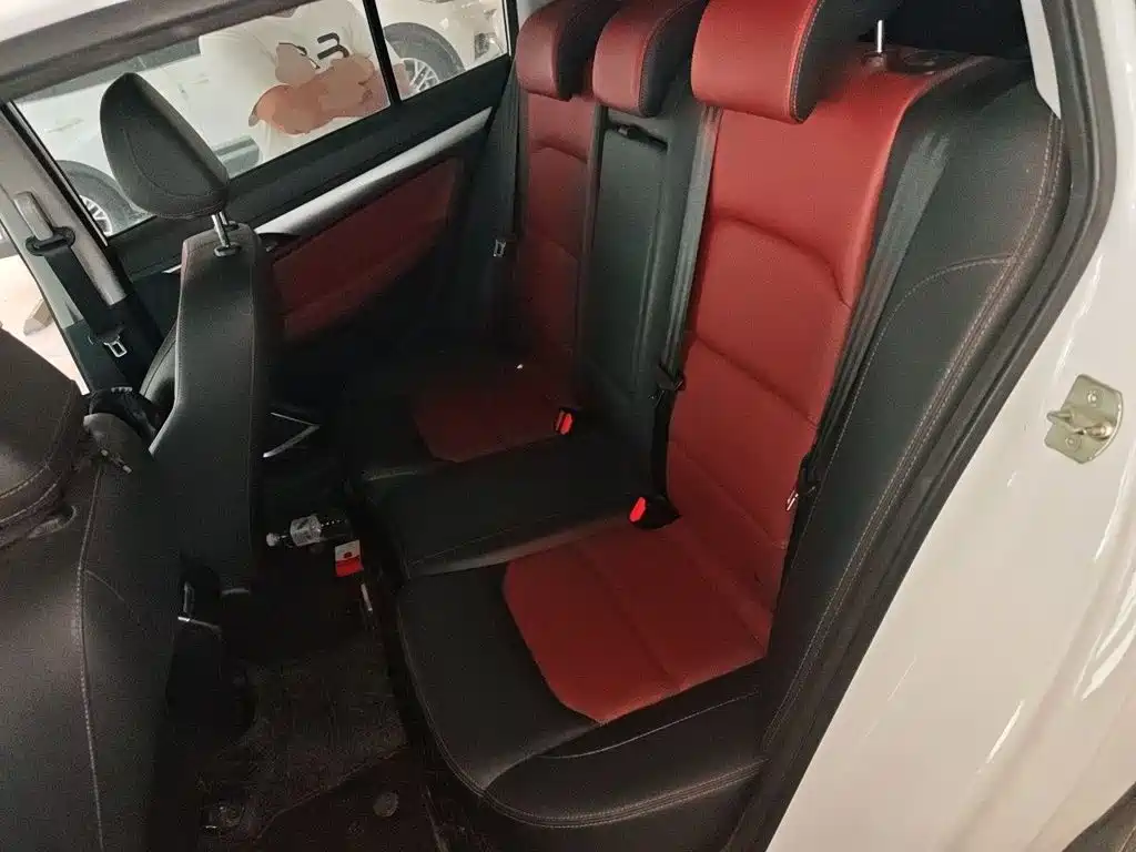 Photo 13 - Geely Vision S1