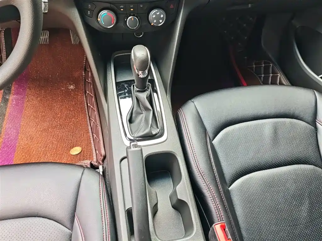 Chevrolet Cavalier 2016 1.5L Automatic Enjoyment Edition фото 14