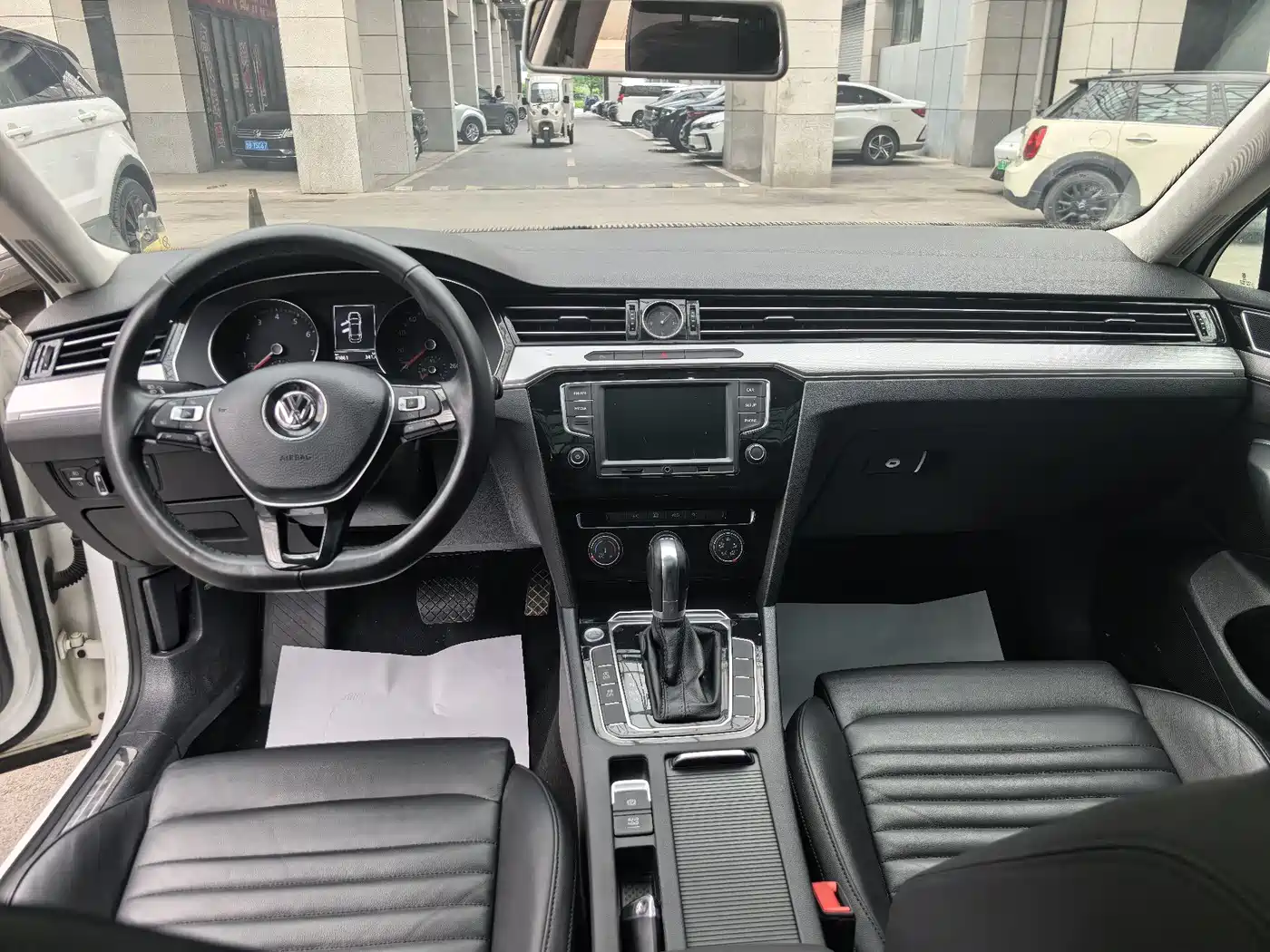Volkswagen Magotan 2017 330TSI DSG Leading фото 5