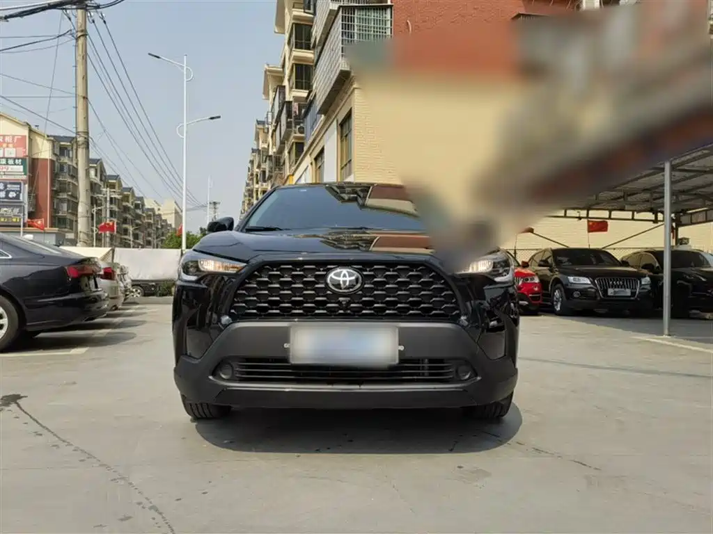 Toyota Corolla Cross 2024 Model 2.0L Pioneer Edition фото 7