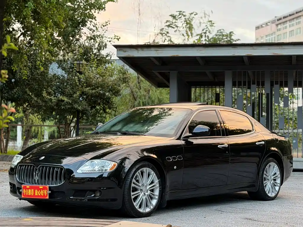 Maserati Quattroporte 2010 2010 4.7L Executive Edition