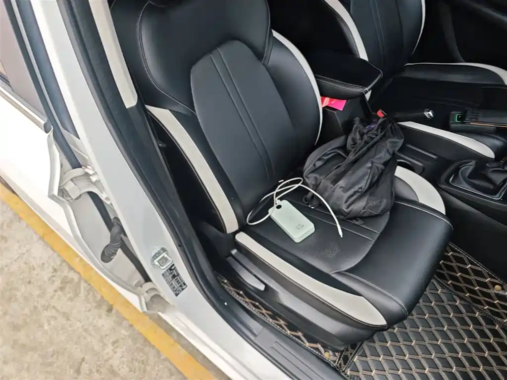Baojun 360 2019 2019 1.5L CVT Elite (China VI)