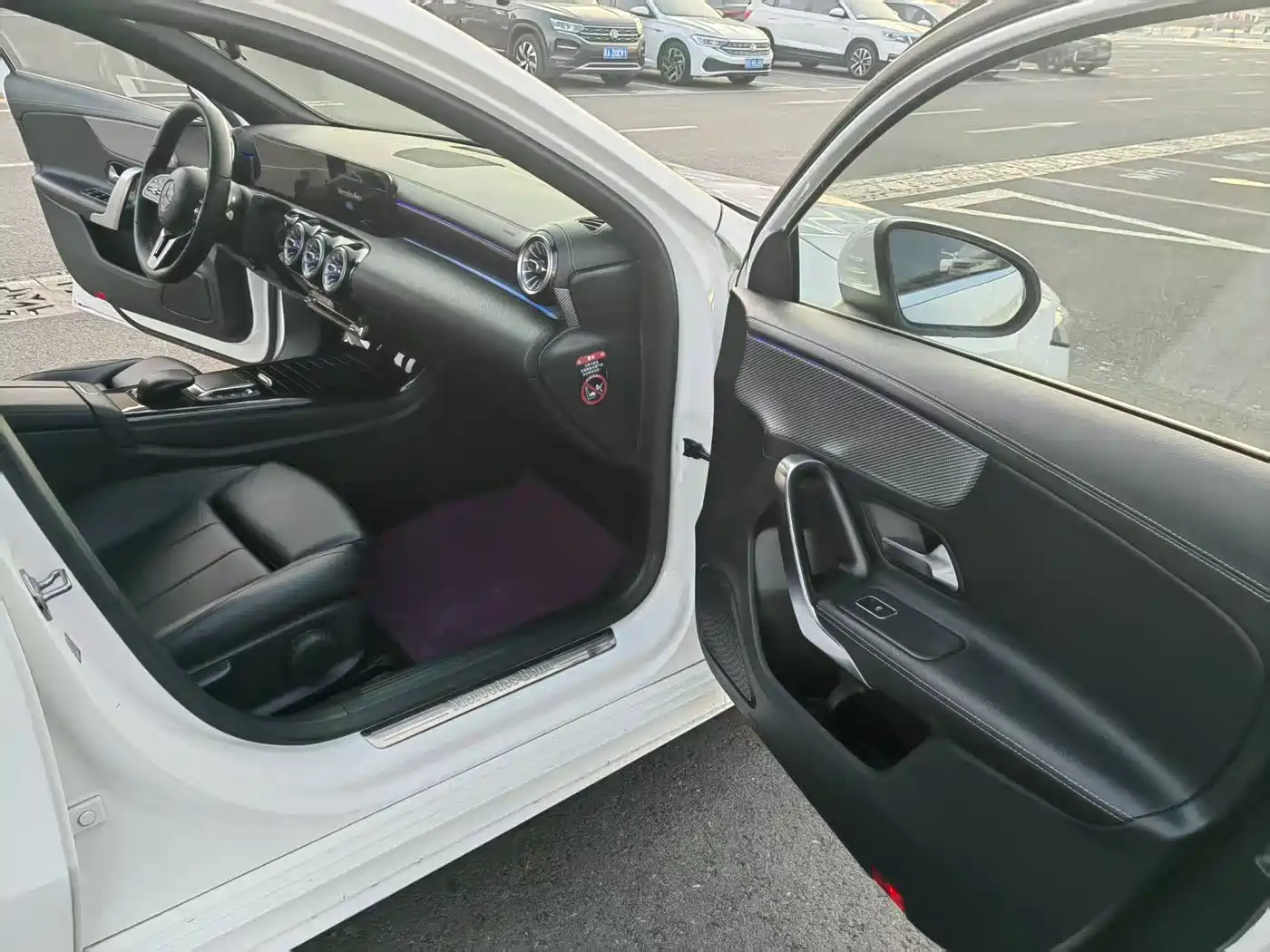 Mercedes-Benz A-Class 2021 A 180 L Sports Sedan фото 13