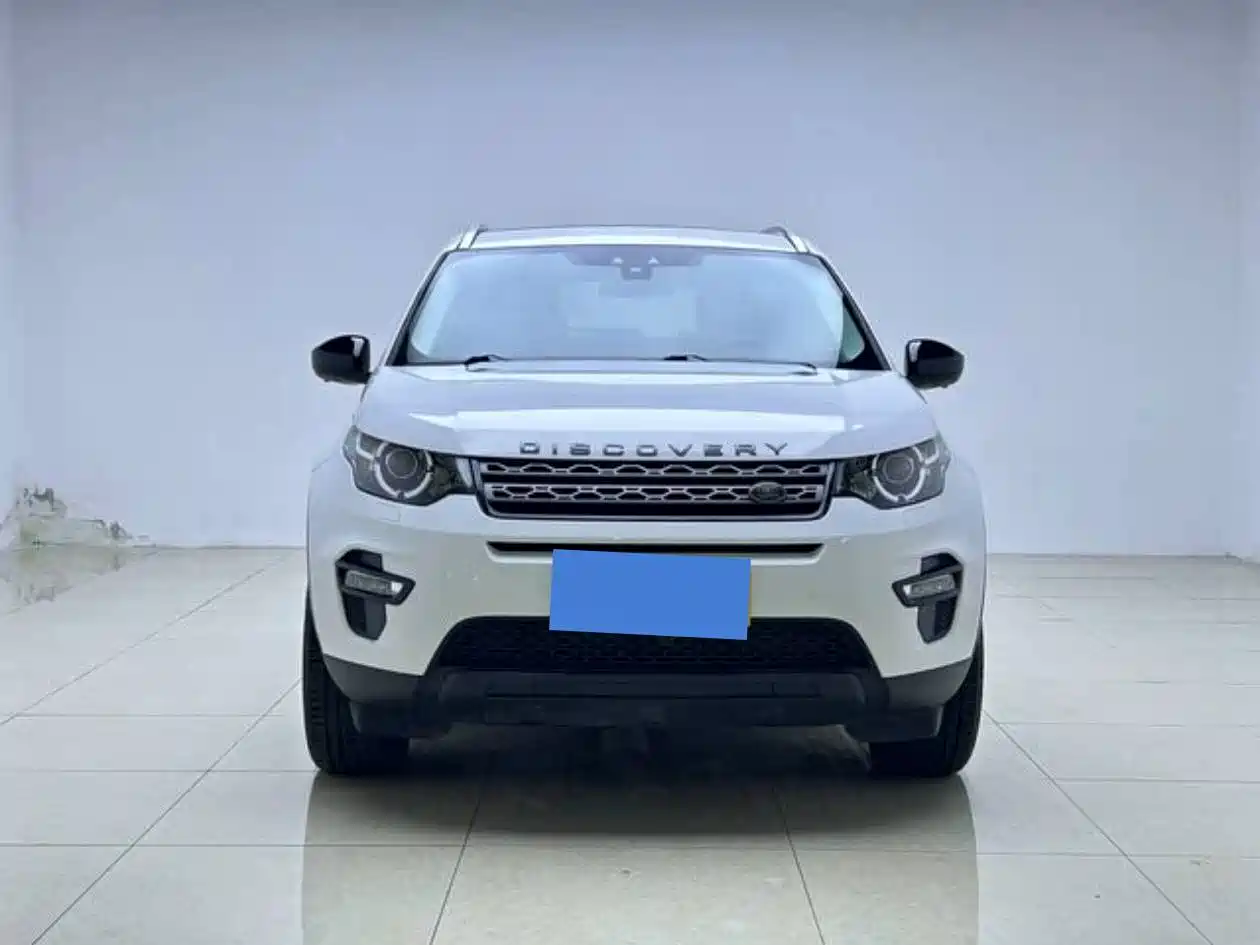 Land Rover Discovery Sport 2017 2.0T PURE фото 2