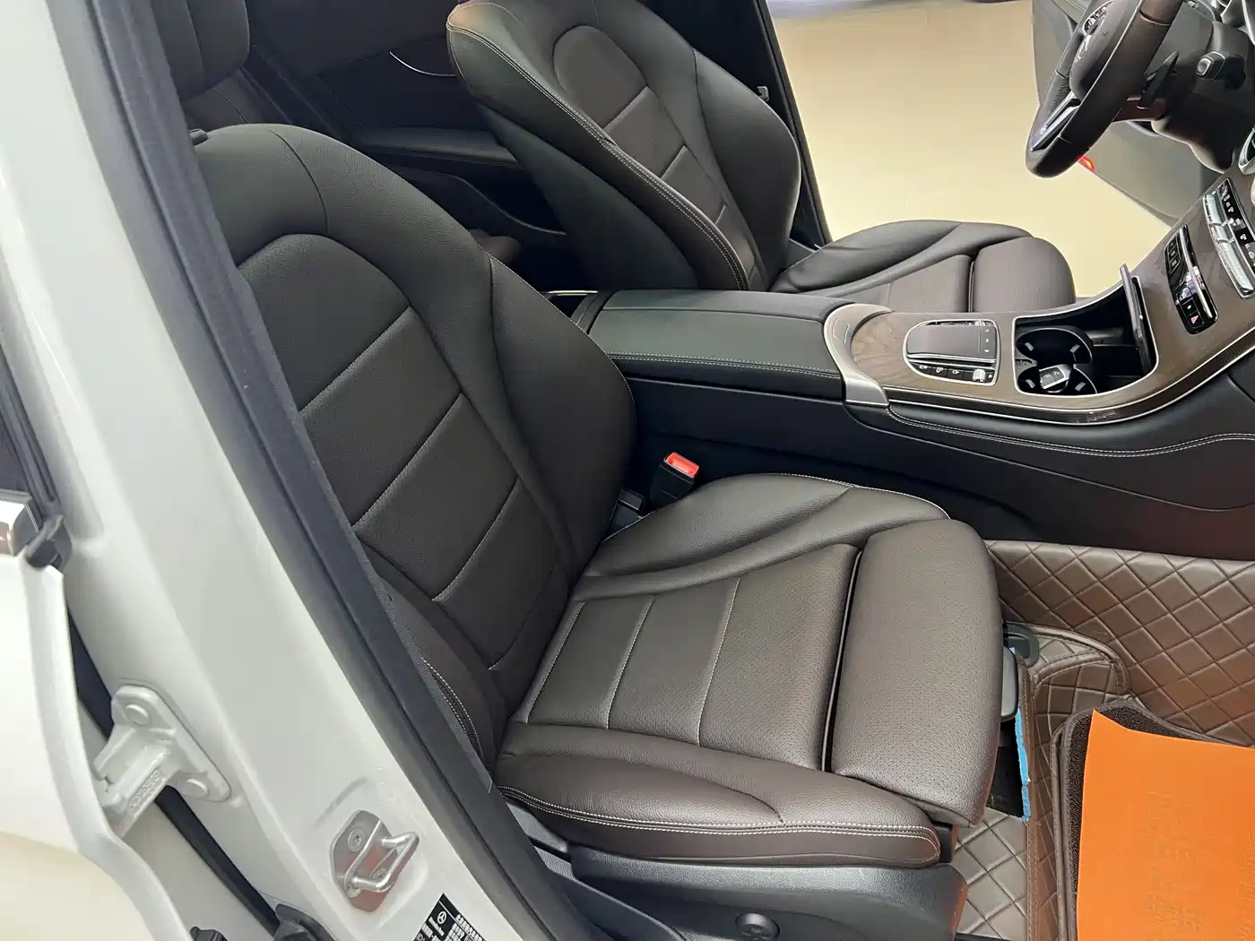 Mercedes-Benz GLC 2022 Facelift GLC 300 L 4MATIC Dynamic фото 12