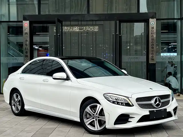 Mercedes-Benz C-Class 2019 Facelift C 260 L Sport — фото 3