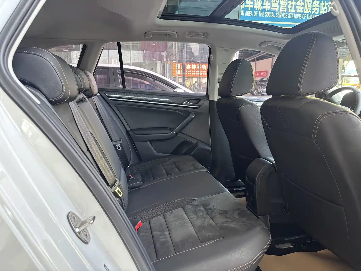 Volkswagen C-TREK 2018 2018 230TSI DSG Luxury