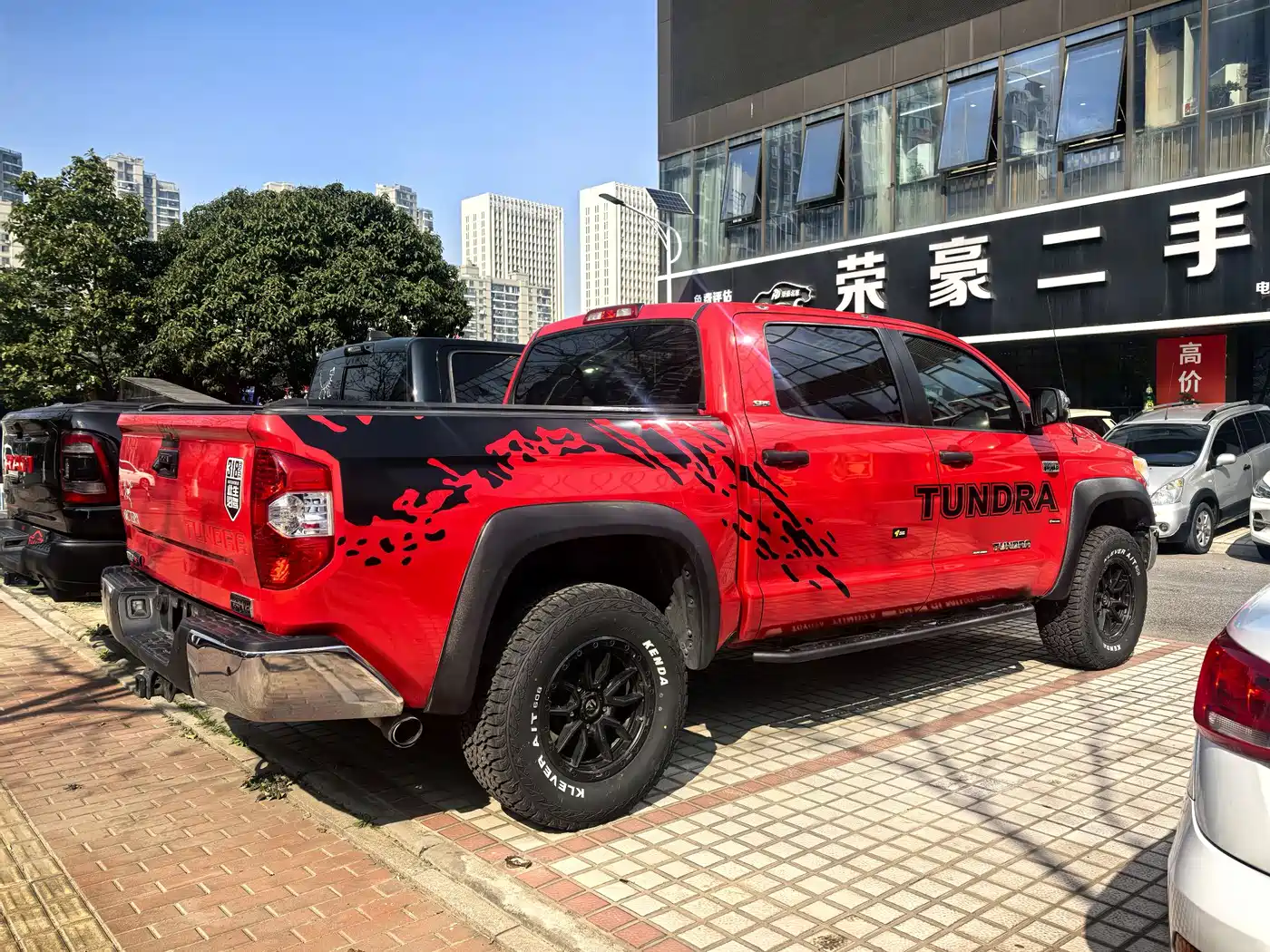 Toyota Tundra 2014 5.7L TRD Pro фото 15