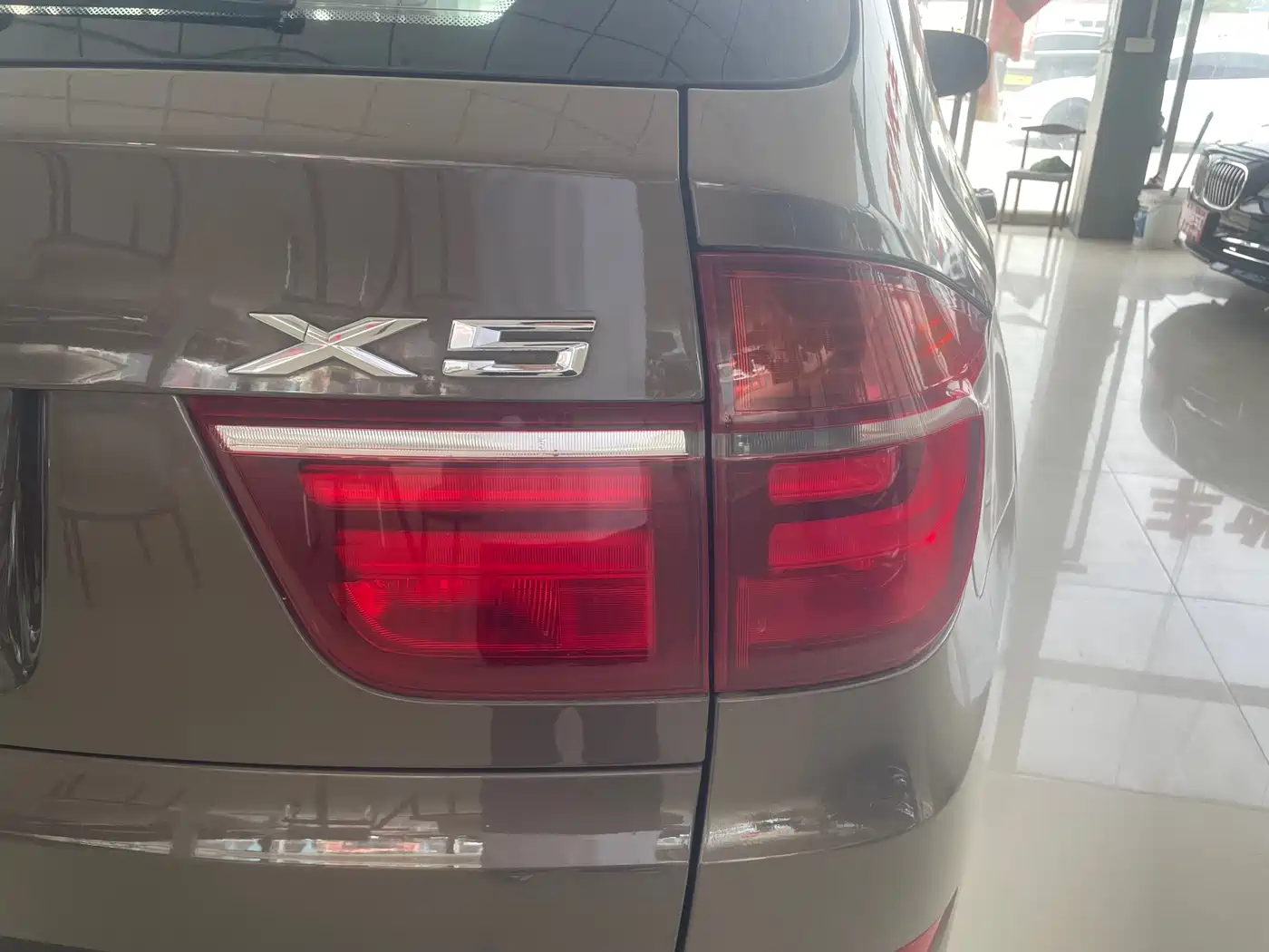 BMW X5 (Import) 2011 xDrive35i Luxury Edition фото 9