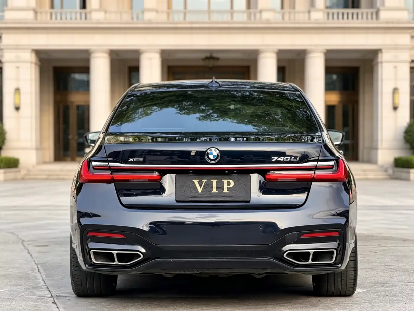 BMW 7 Series 2018 740Li xDrive Premium Type M Sport Package фото 8