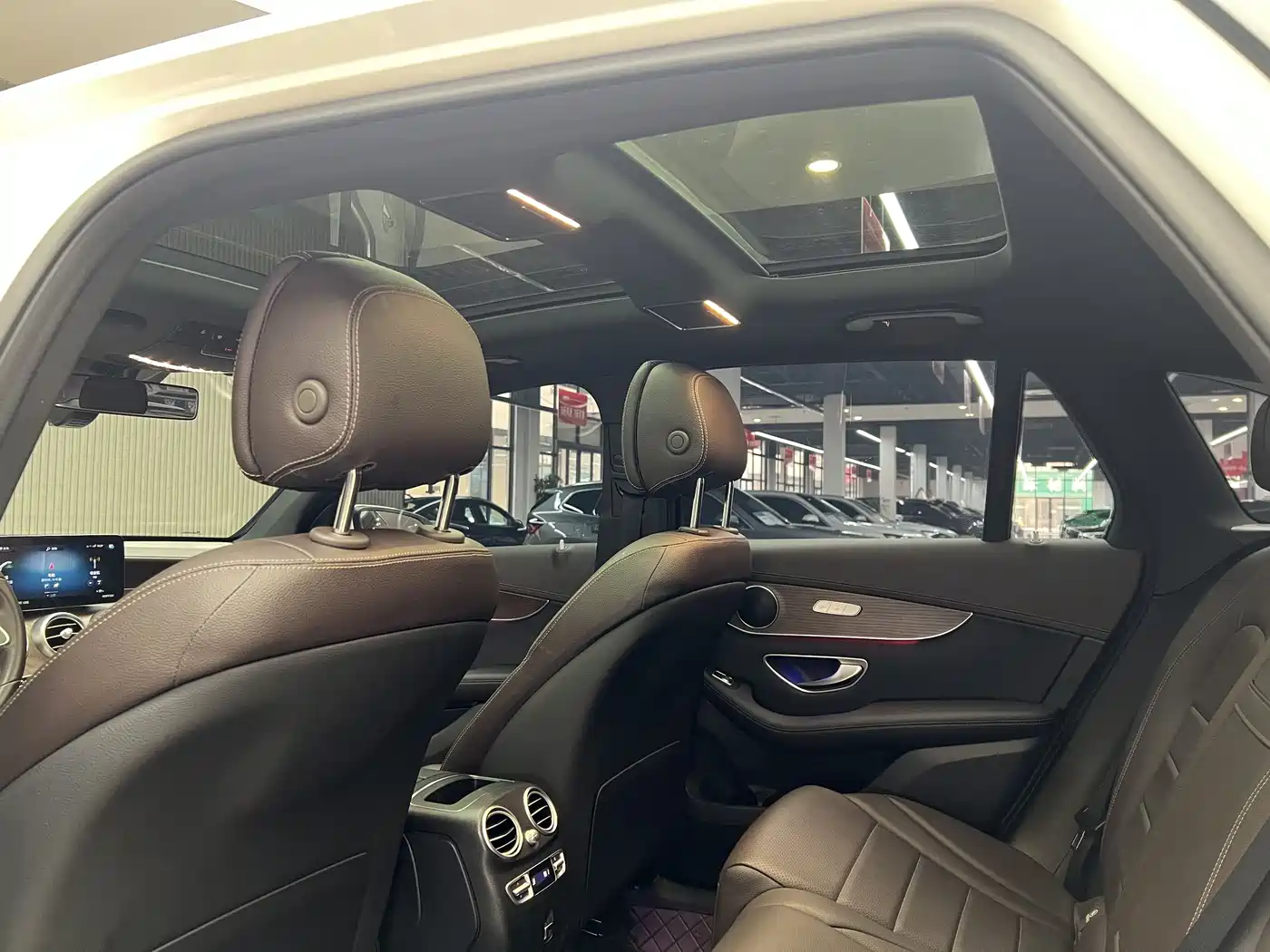 Mercedes-Benz GLC 2022 Facelift GLC 300 L 4MATIC Dynamic фото 18