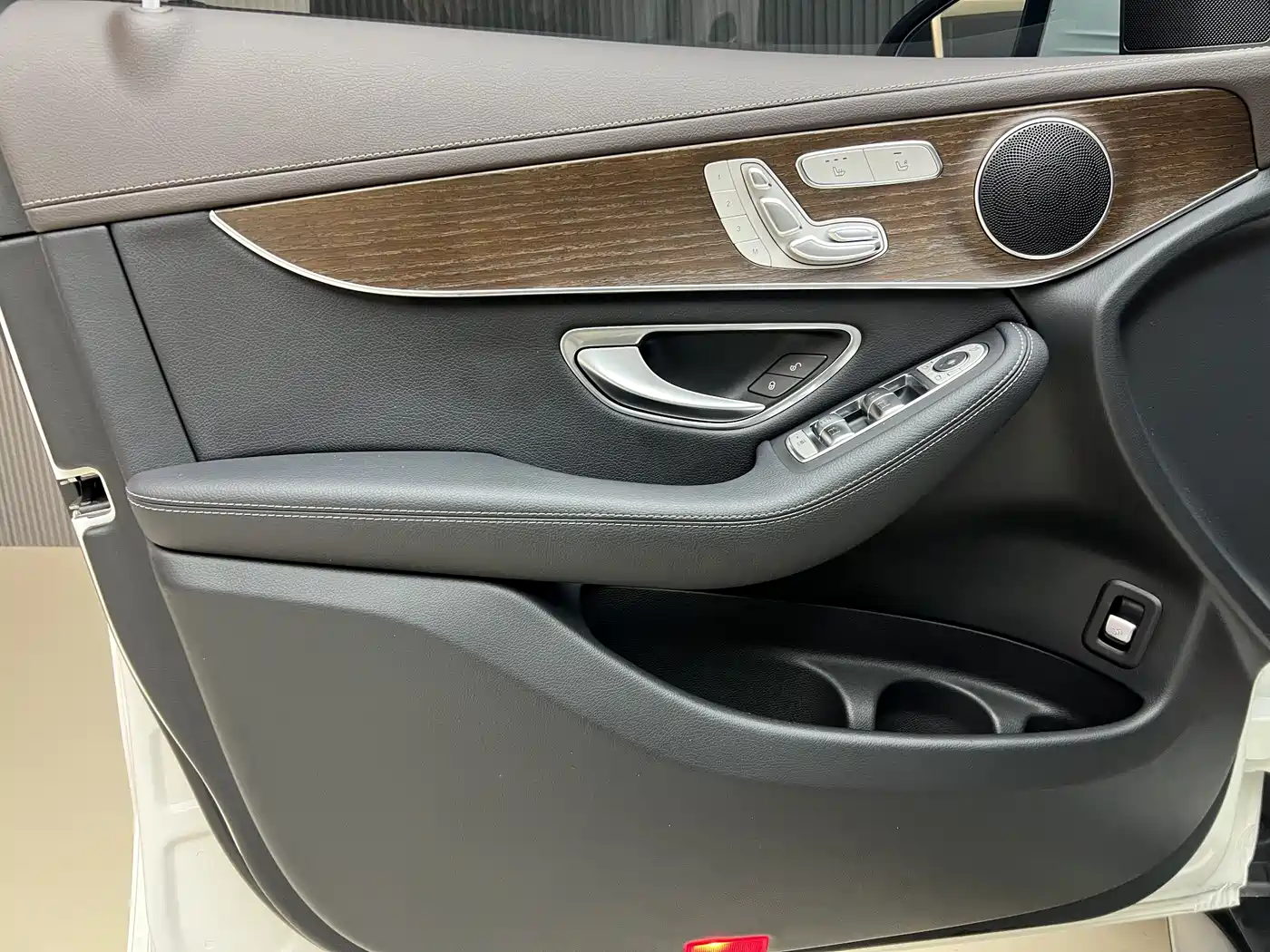 Mercedes-Benz GLC 2022 Facelift GLC 300 L 4MATIC Dynamic фото 7