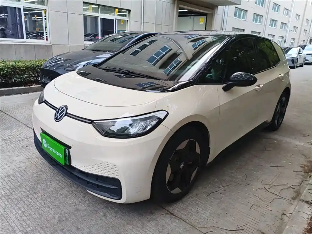 Volkswagen ID.3 2025 Facelift Smart Outstanding Edition